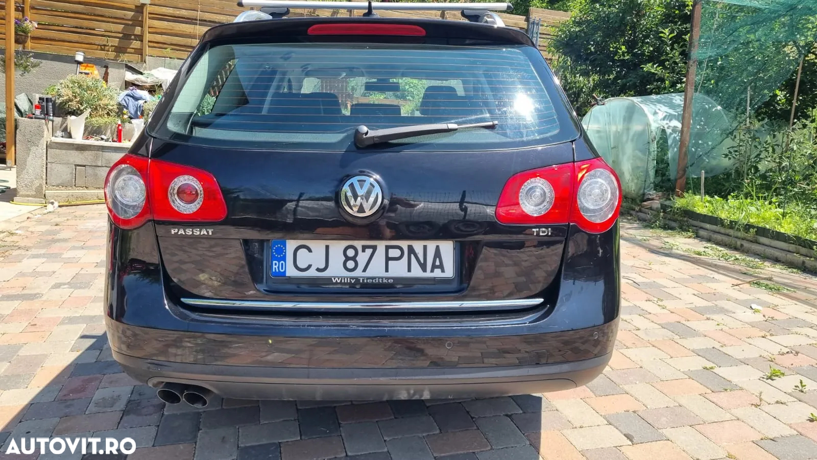 Volkswagen Passat Variant 2.0 TDI DPF Highline - 9