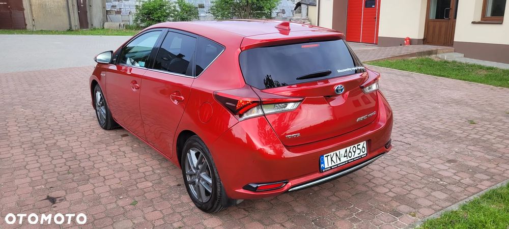 Toyota Auris Hybrid 135 Prestige - 9