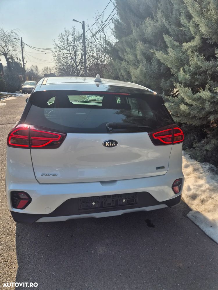 Kia Niro - 12