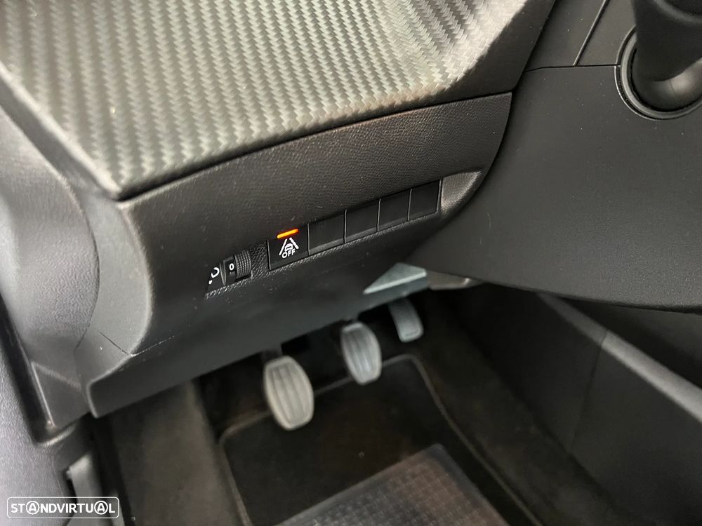 Peugeot 2008 1.2 PureTech Active - 11