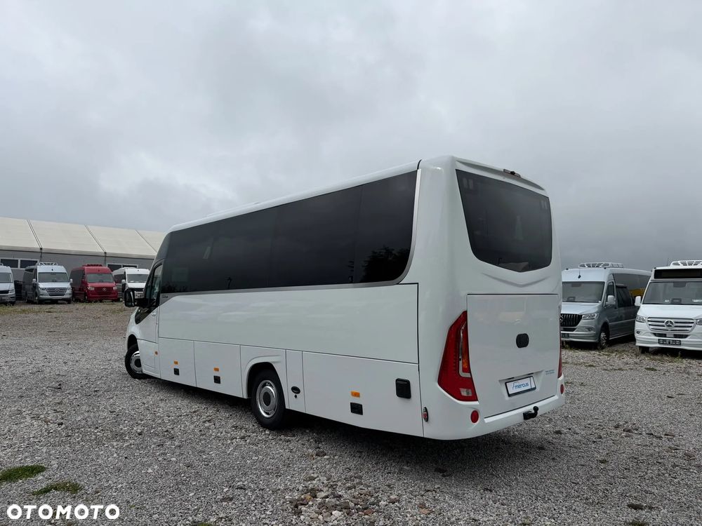 Mercedes-Benz Sprinter 519 - 9