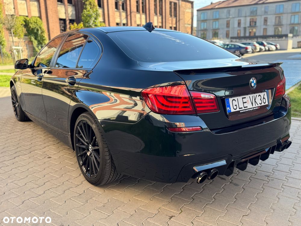 BMW Seria 5 528i xDrive - 9