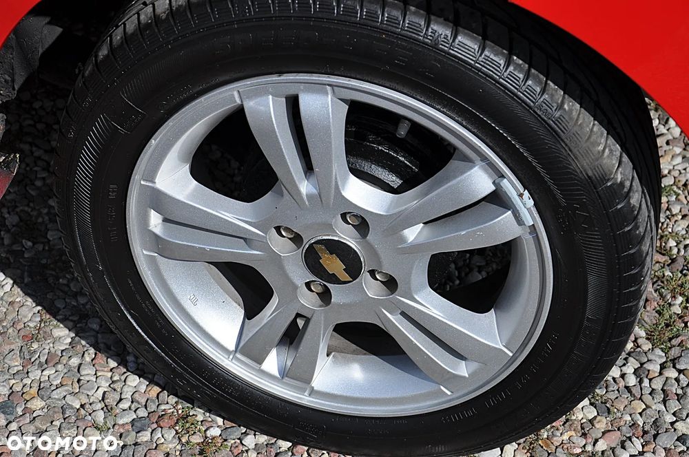 Chevrolet Aveo 1.4 LT+ - 27