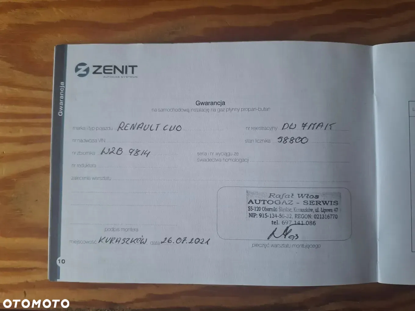 Renault Clio 1.2 16V 75 TomTom Edition - 14