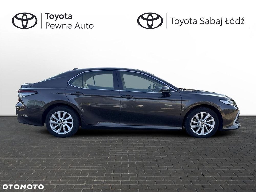 Toyota Camry 2.5 Hybrid Comfort CVT - 7
