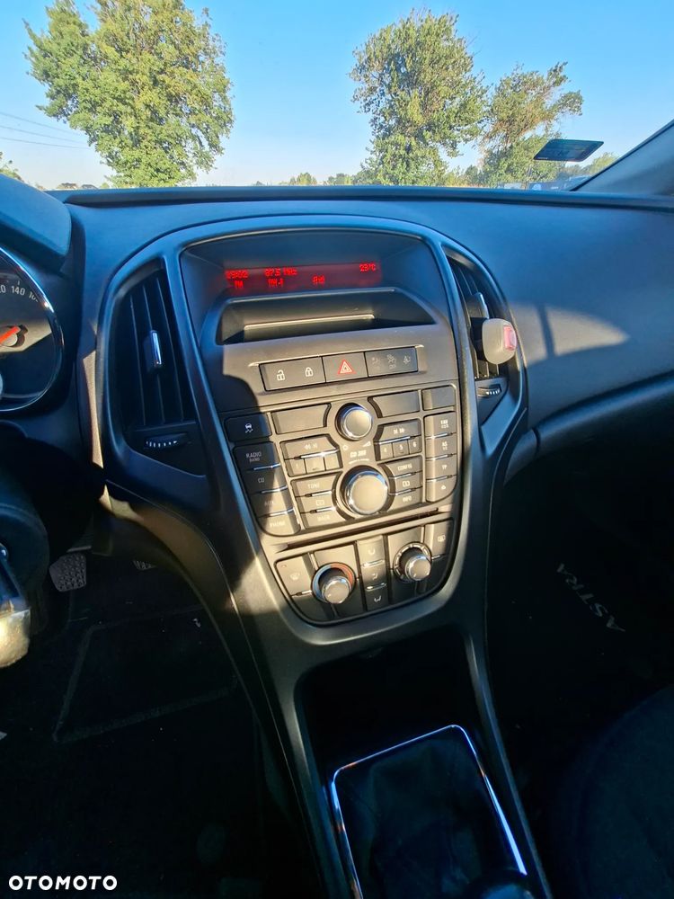 Opel Astra 1.4 Selection - 10