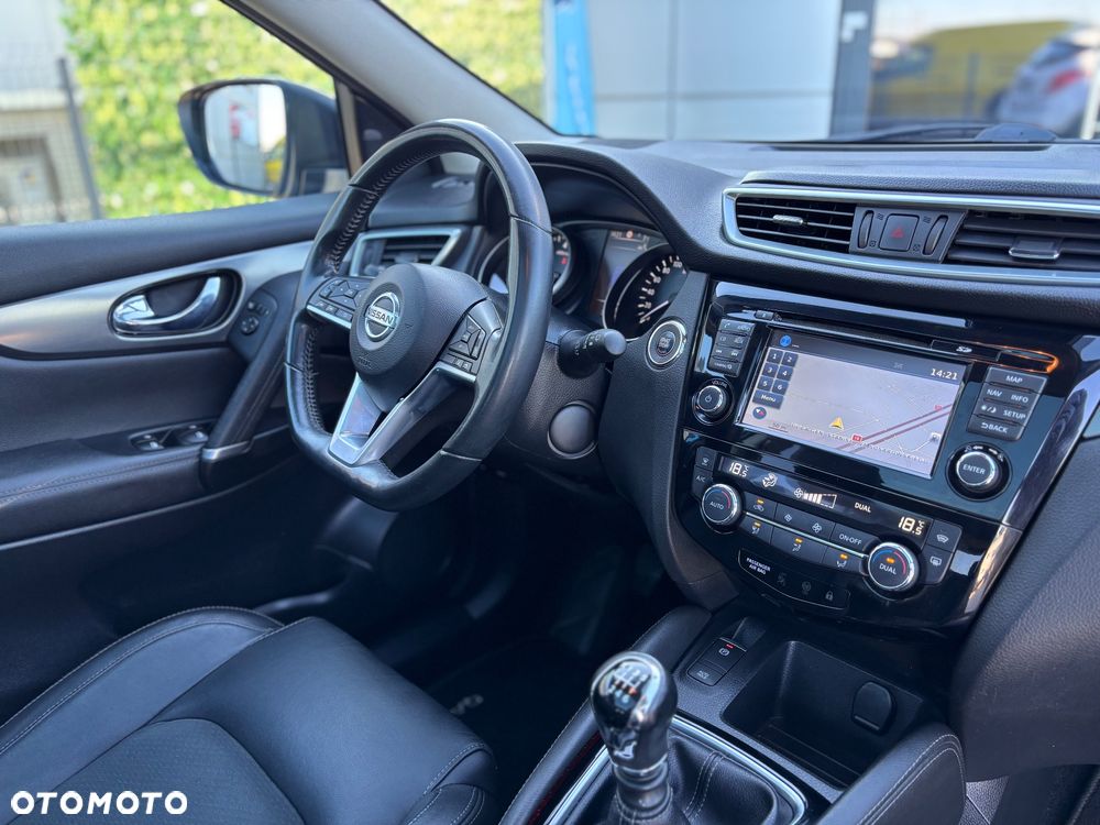 Nissan Qashqai 1.6 DIG-T Tekna - 22