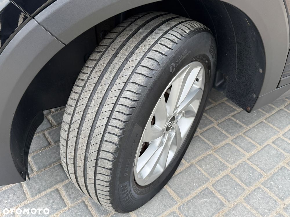 Hyundai Tucson 2.0 CRDi 2WD Trend - 16