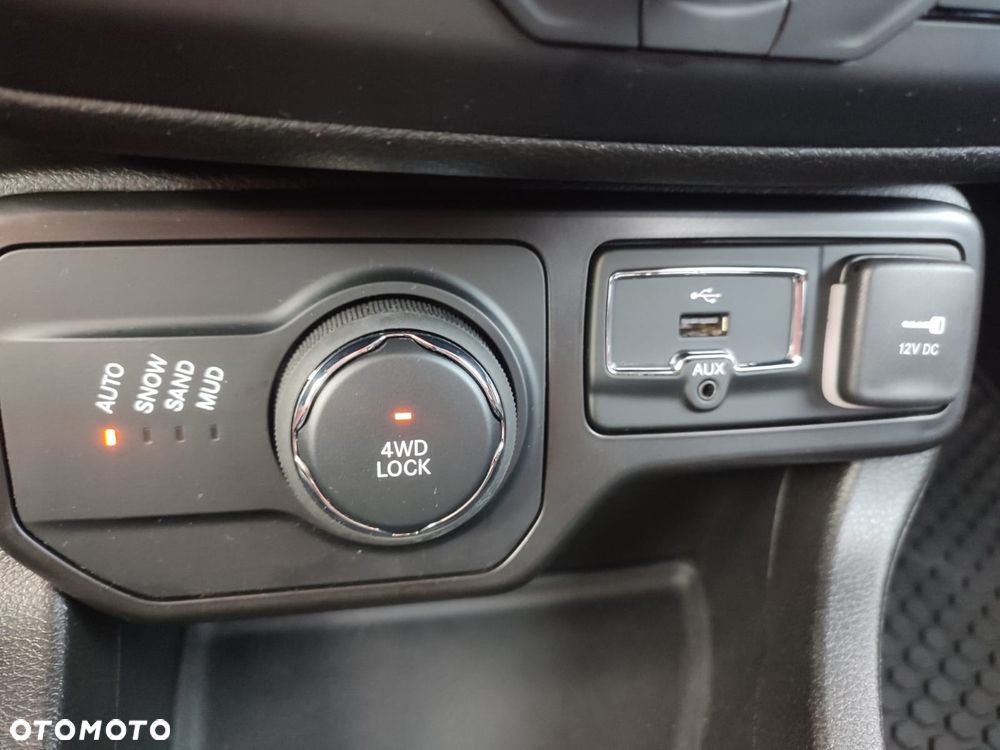 Jeep Renegade - 23