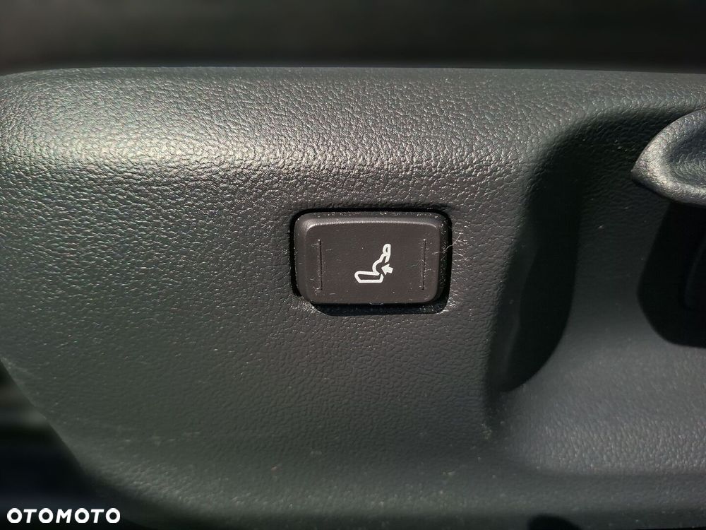 Toyota Yaris Cross Hybrid 1.5 Comfort - 23
