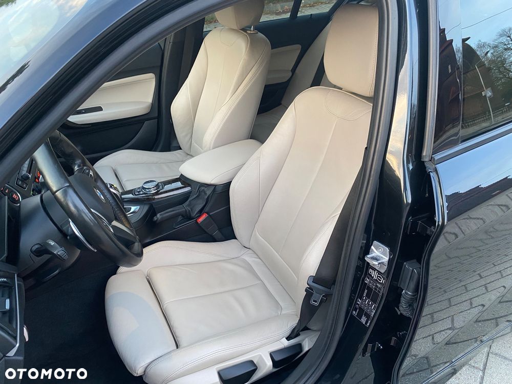 BMW Seria 1 M135i Sport-Aut - 23