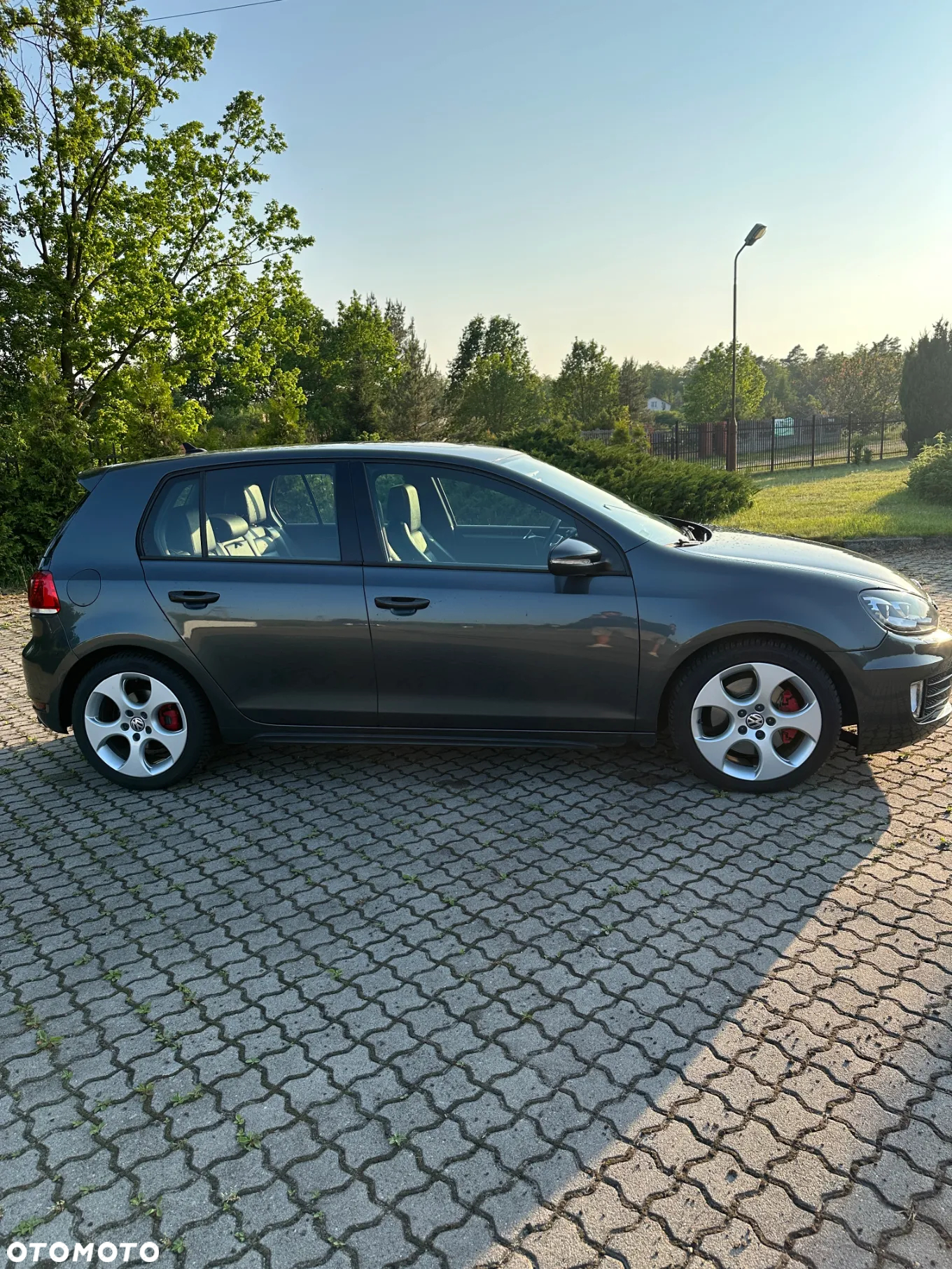 Volkswagen Golf VI 2.0 TSI GTI DSG - 4