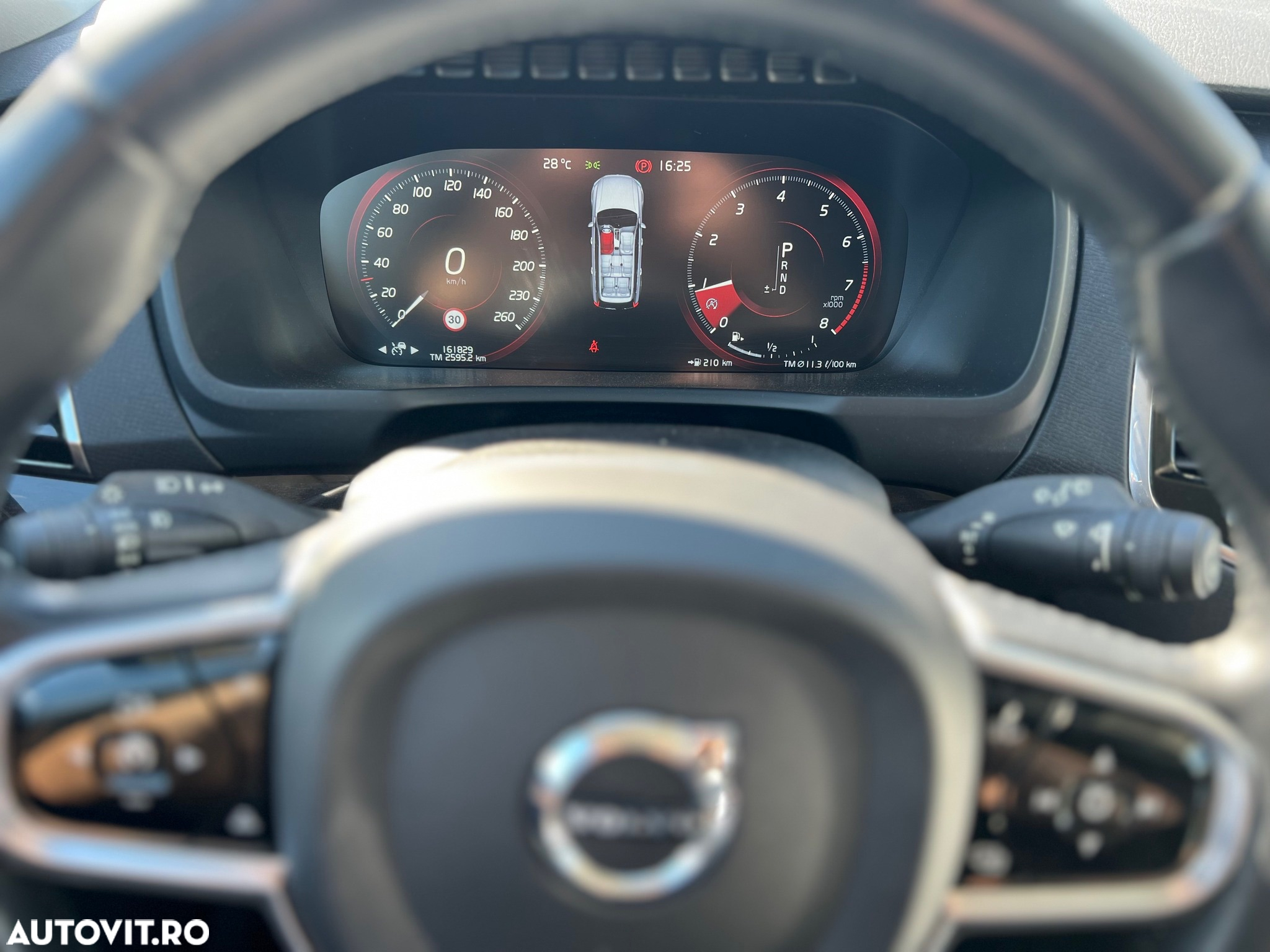 Volvo XC 90 T5 AWD Geartronic Momentum - 17
