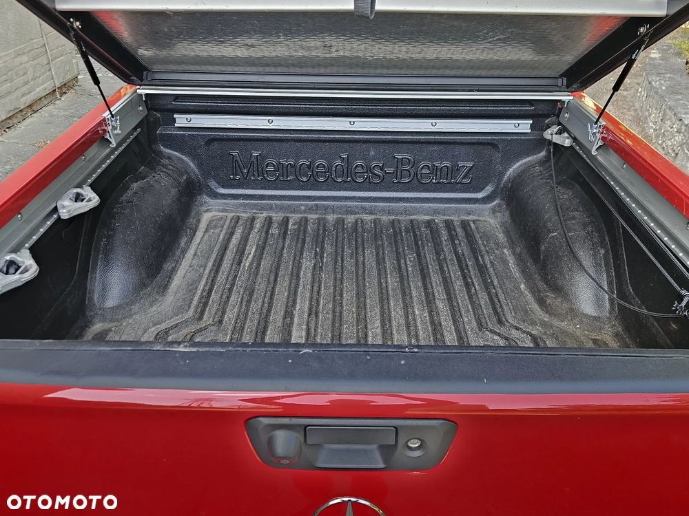 Mercedes-Benz Klasa X - 17