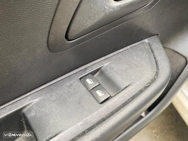 Para peças PEUGEOT 208 II - 11