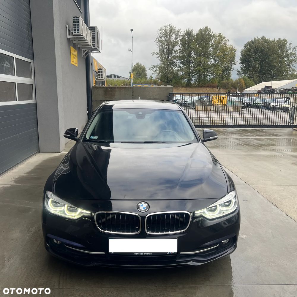 BMW Seria 3 320d Sport Line - 8