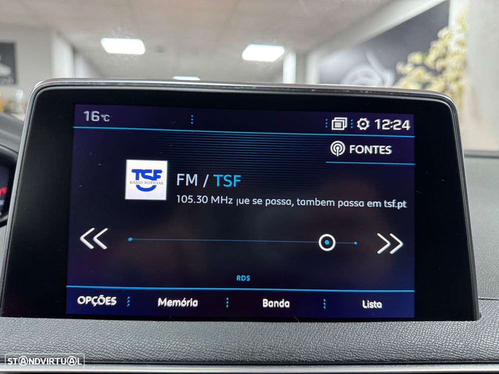 Peugeot 3008 1.2 PureTech Allure EAT6 - 38