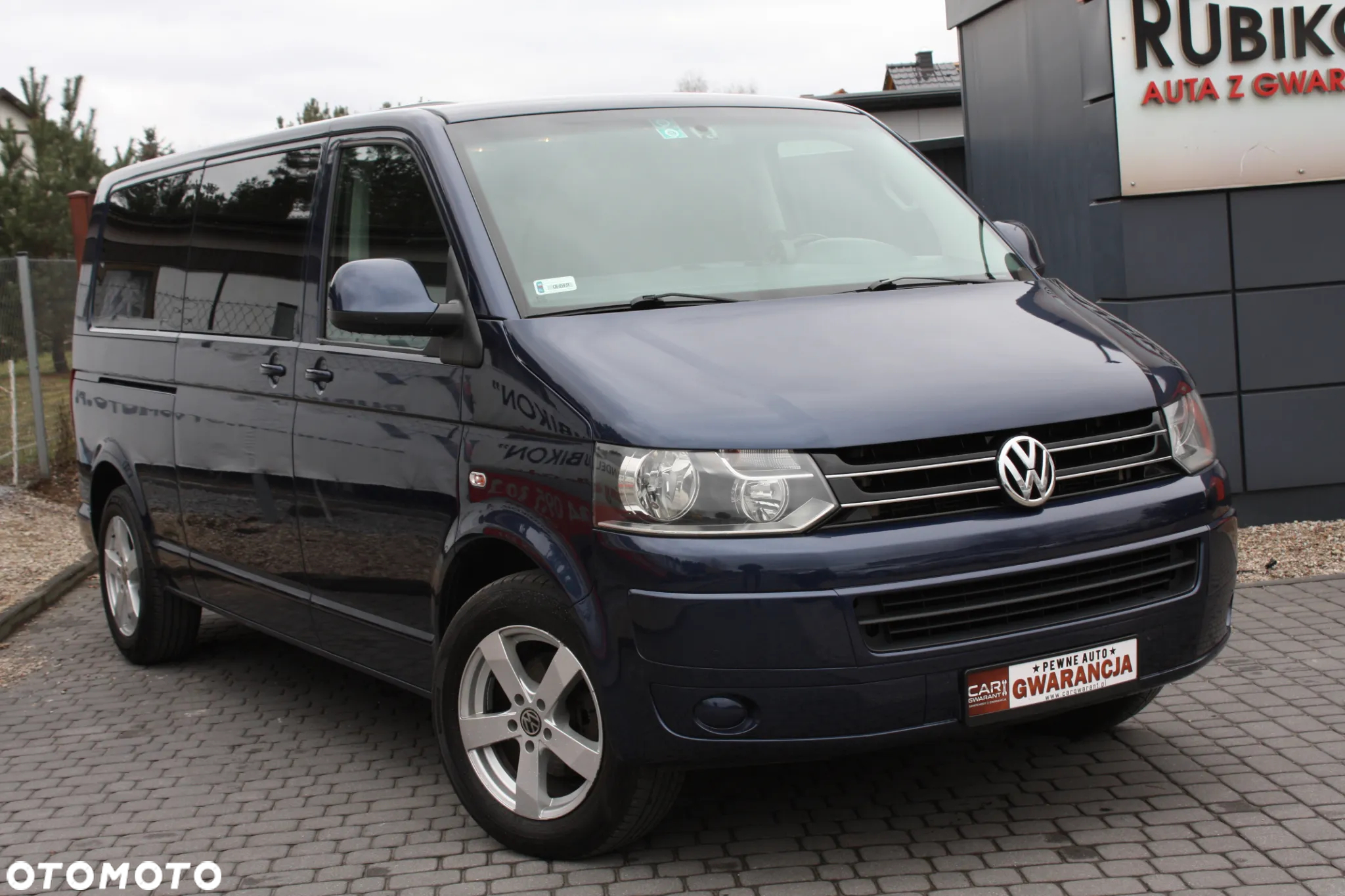 Volkswagen Caravelle - 12