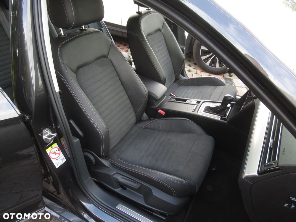 Volkswagen Passat 2.0 TSI Elegance DSG - 11