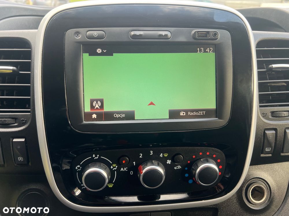 Renault Trafic - 32