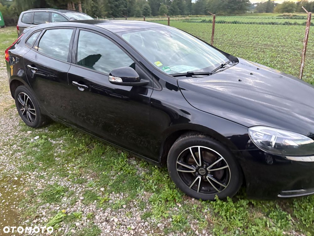 Volvo V40 D2 Drive-E SCR Momentum - 4