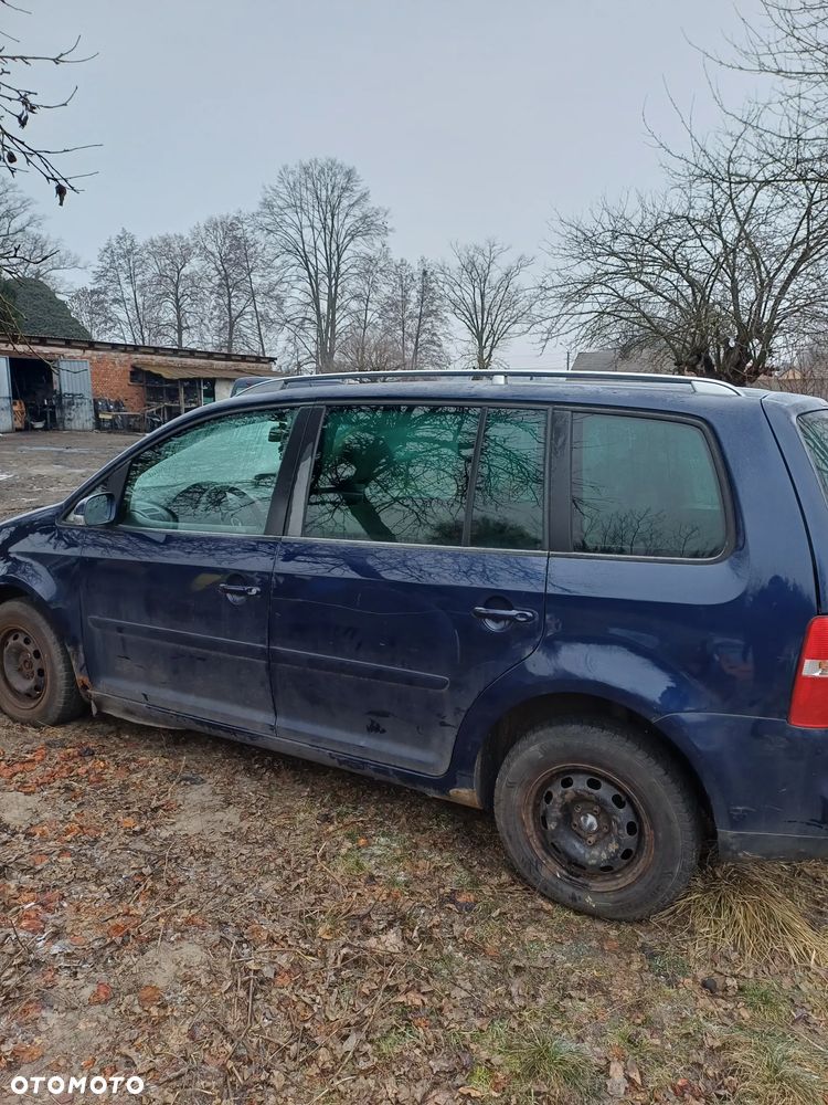 Drzwi szyby części Vw Touran 2004r LB5N 2.0 tdi manual - 1
