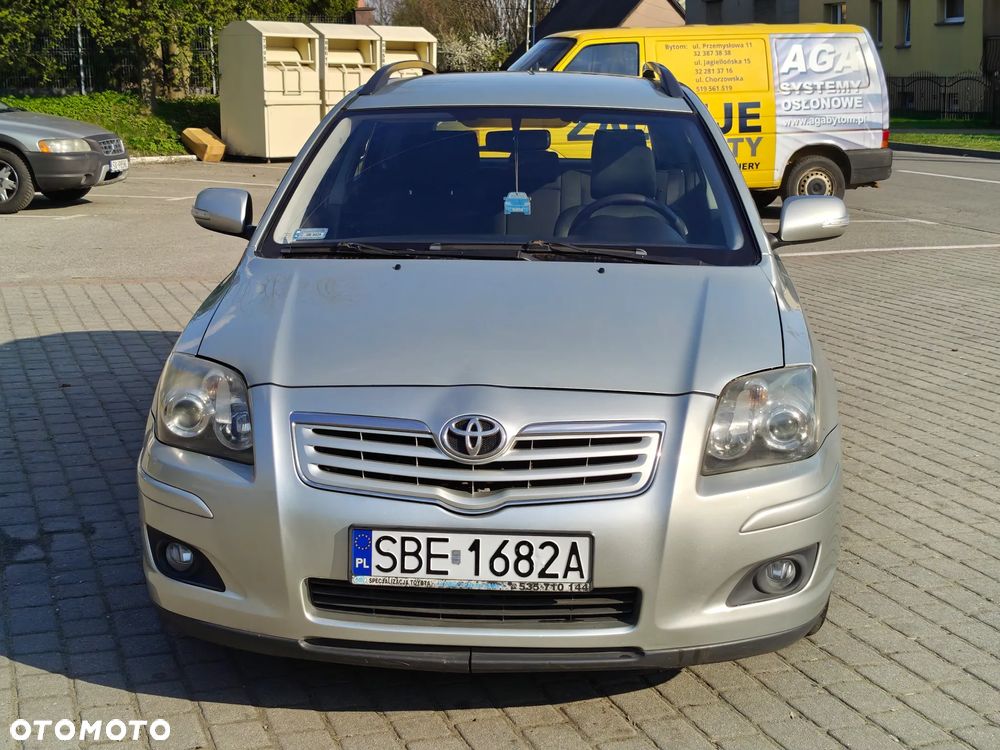 Toyota Avensis 2.0 D-4D Sol Premium - 16
