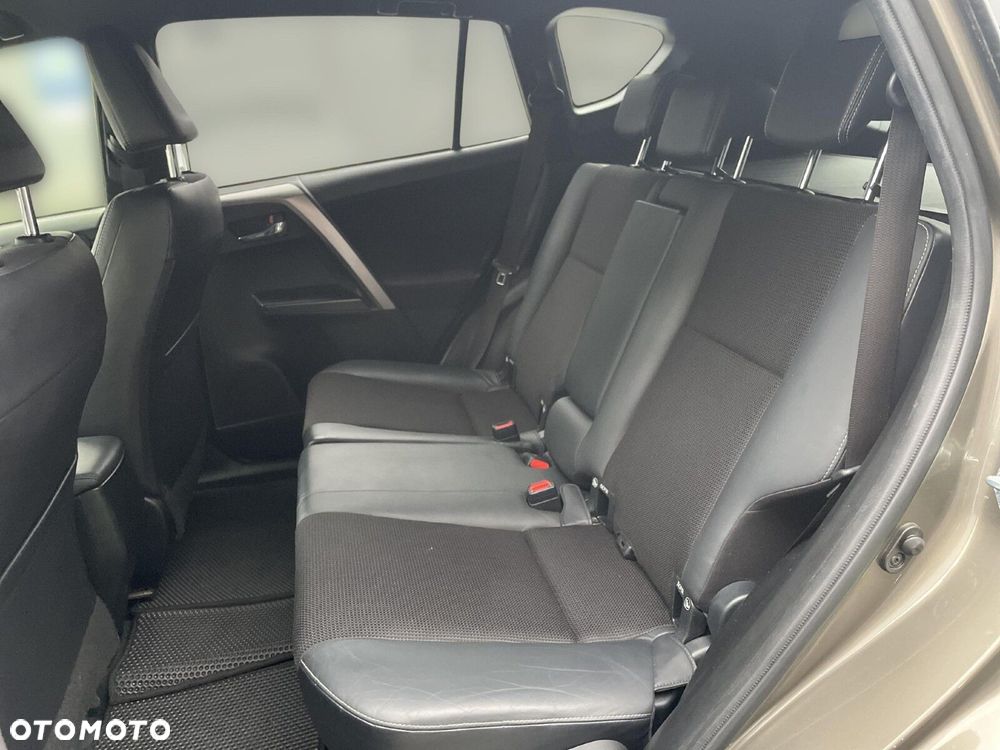 Toyota RAV4 2.0 Premium EU6 - 19