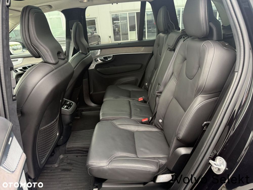 Volvo XC 90 - 26
