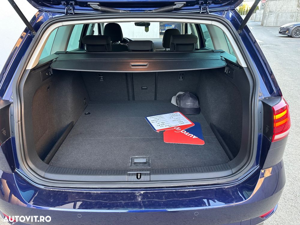 Volkswagen Golf - 10