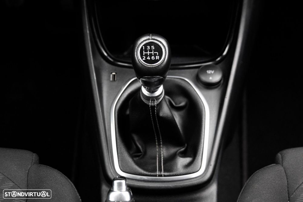 Ford Puma 1.0 EcoBoost MHEV Titanium - 21