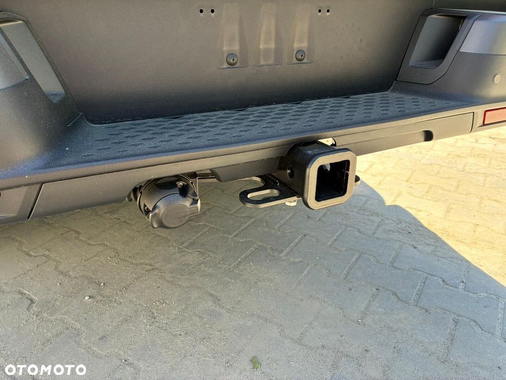 Volkswagen Amarok - 33