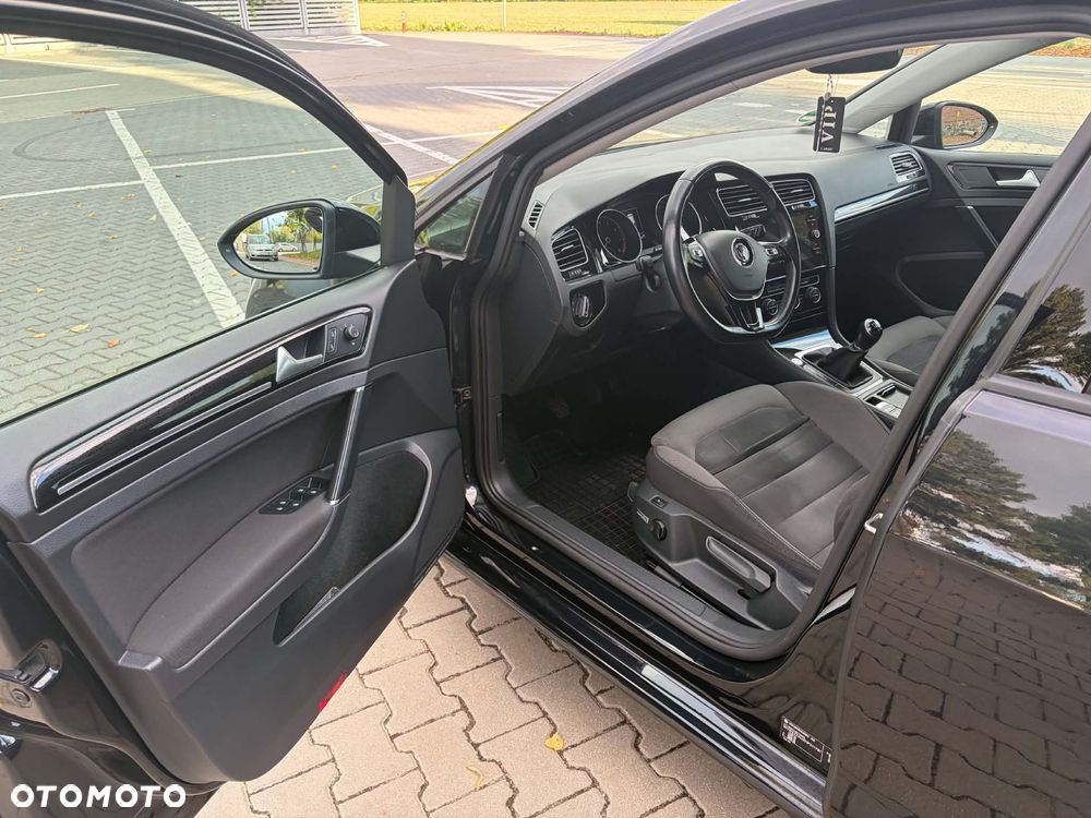 Volkswagen Golf 1.4 TSI BMT Highline - 39