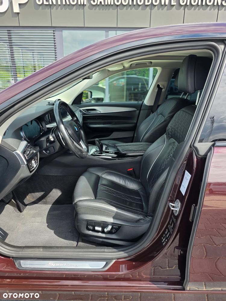 BMW 6GT 640d xDrive Sport Line sport - 18