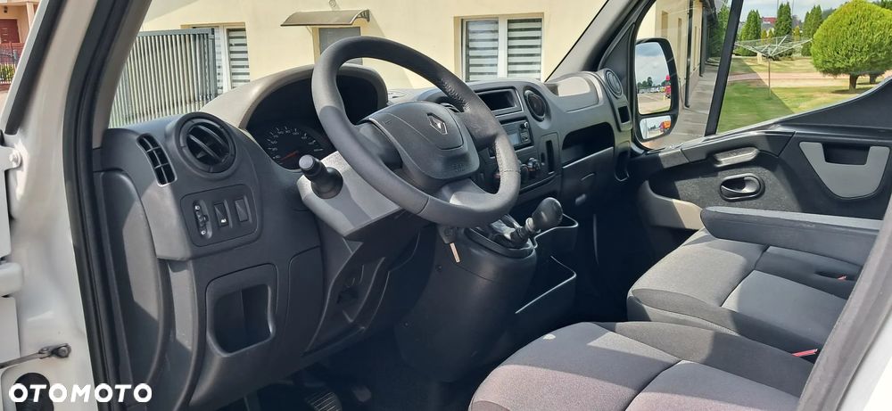 Renault Master 2.3 165 DCI RWD - 28
