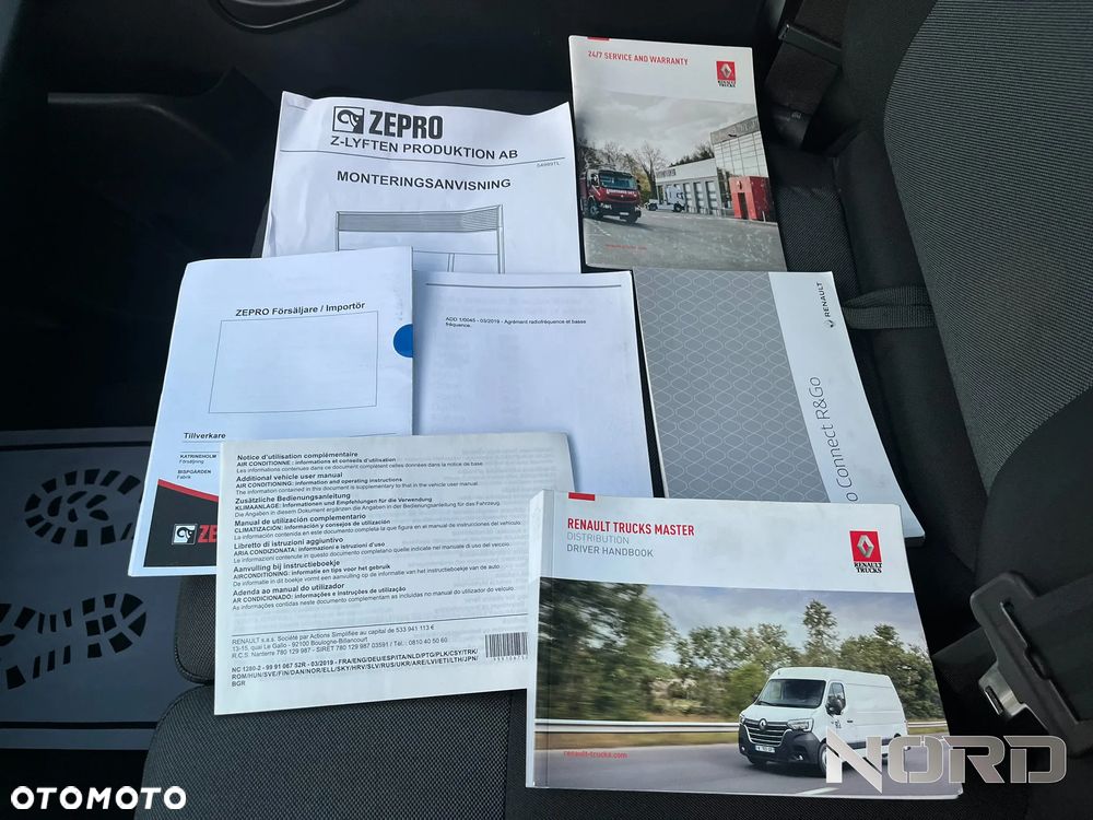 Renault Master 2.3 Chłodnia+Winda - 36