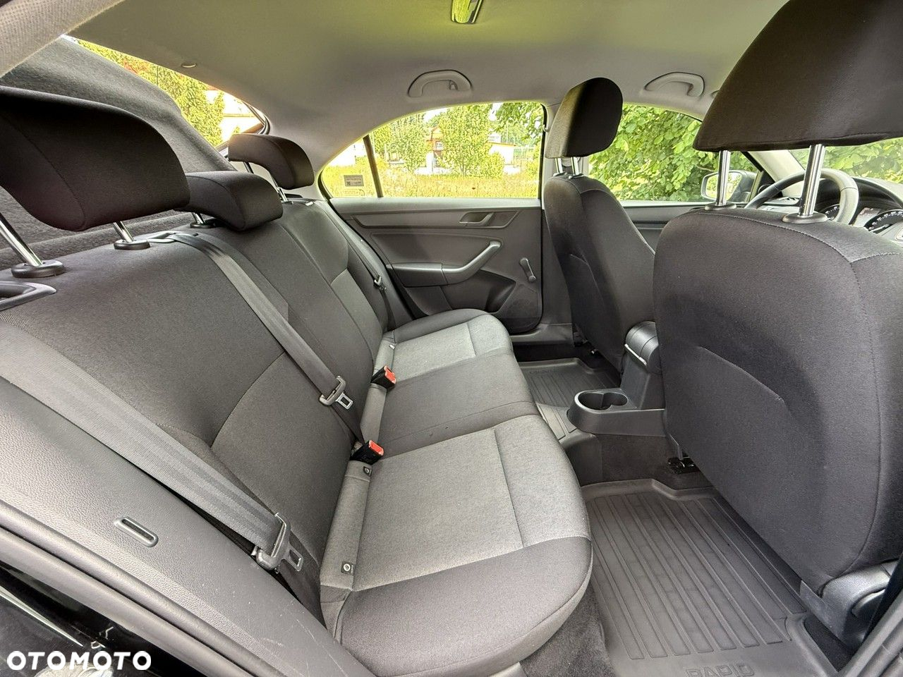 Skoda RAPID - 25