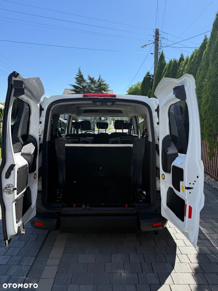 Ford Transit Connect - 10