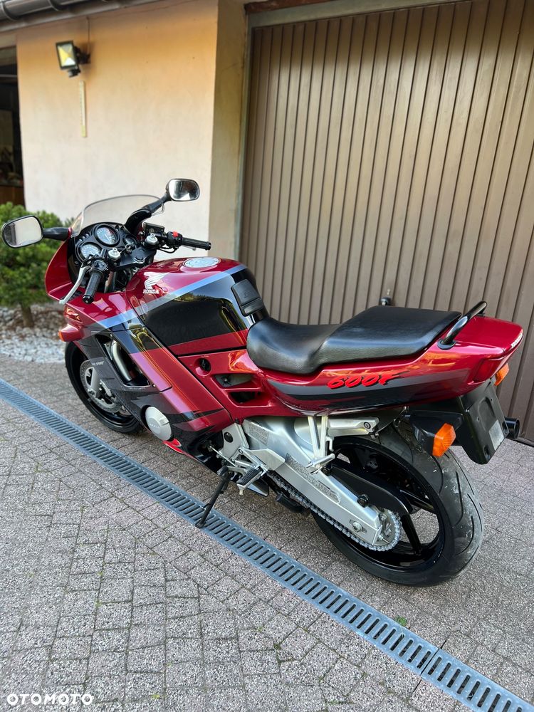 Honda CBR - 17