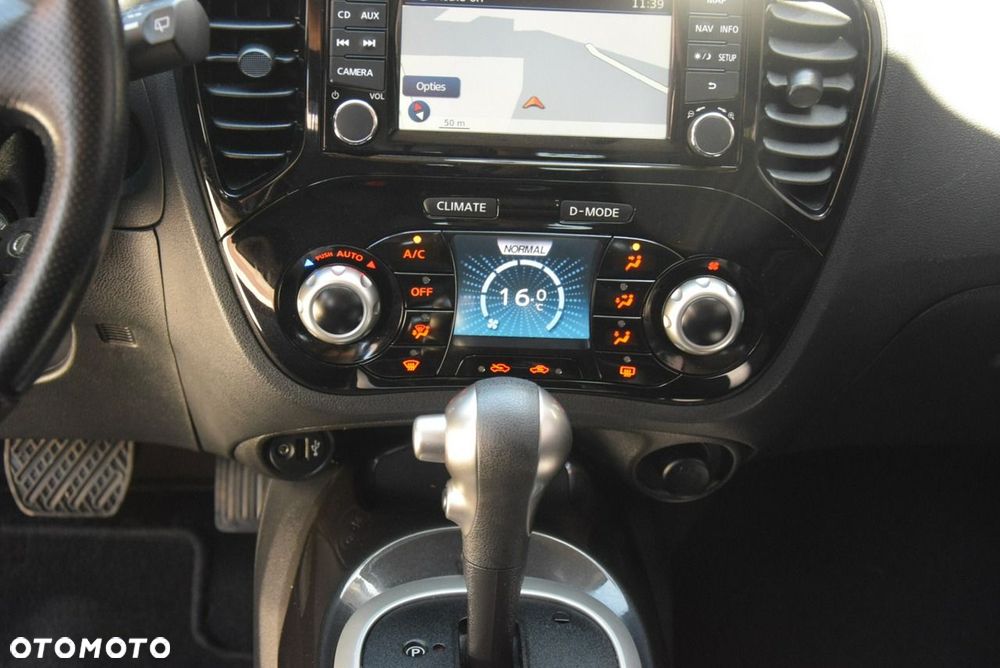 Nissan Juke 1.6 Xtronic Tekna - 30