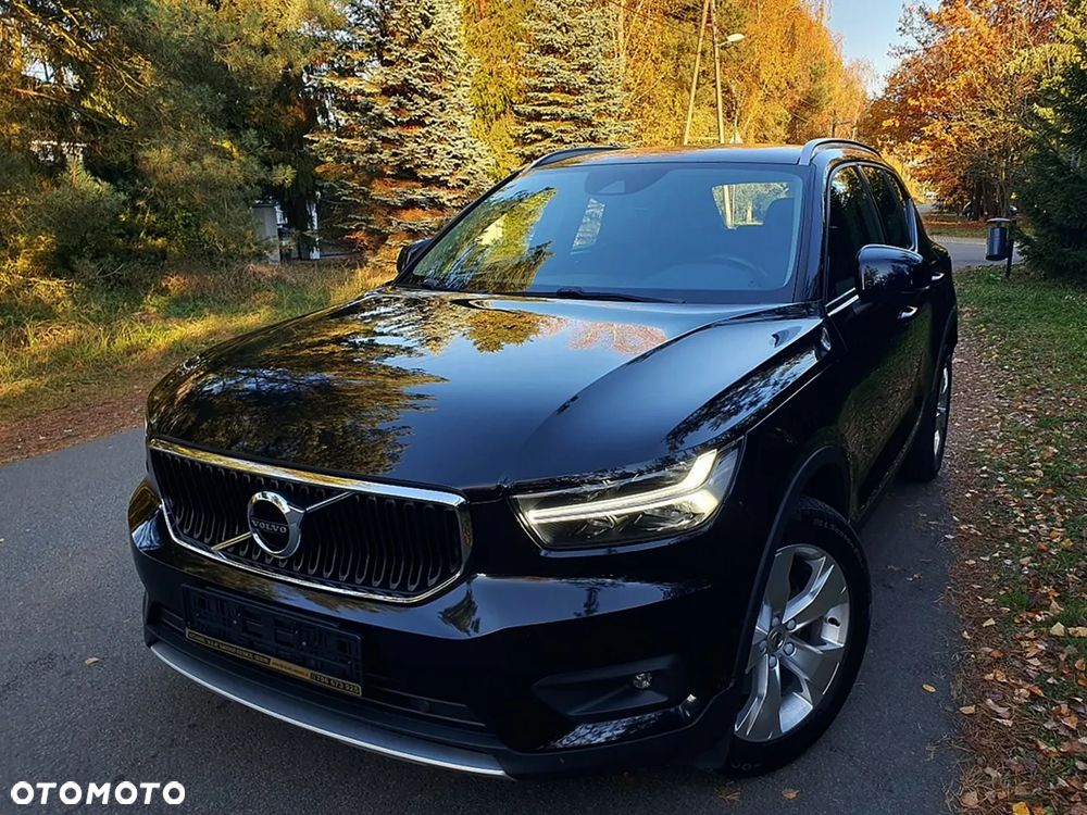 Volvo XC 40 B4 B AWD DKG Momentum Pro