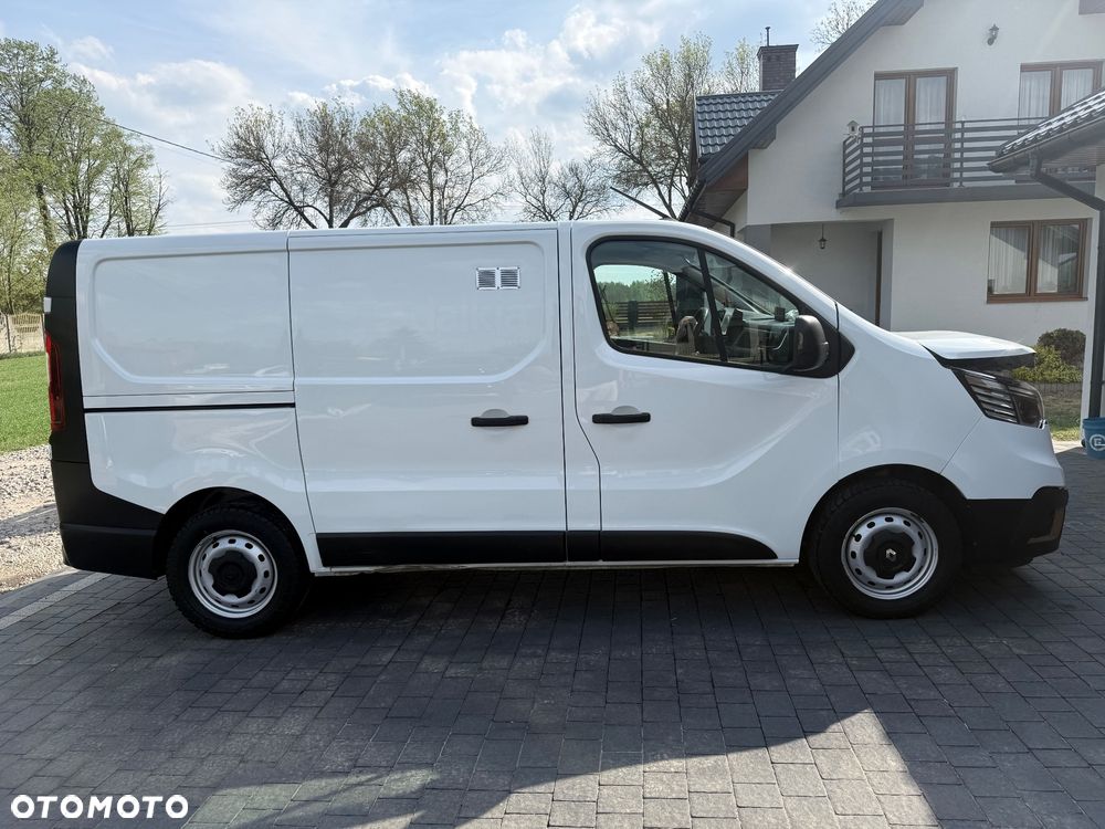 Renault Trafic - 12