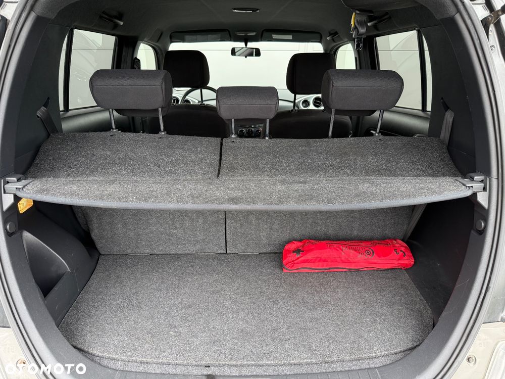 Daihatsu Materia - 24