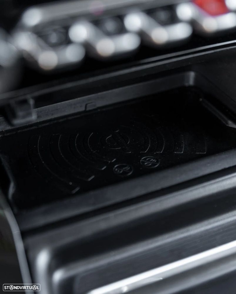 Peugeot 2008 1.2 PureTech Style EAT6 - 17