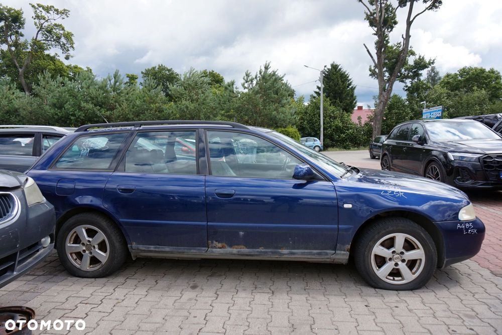 AUDI A4 B5 KOMBI 2001 LZ5K 1.8T AWT 149KM GRANATOWY na części - 6