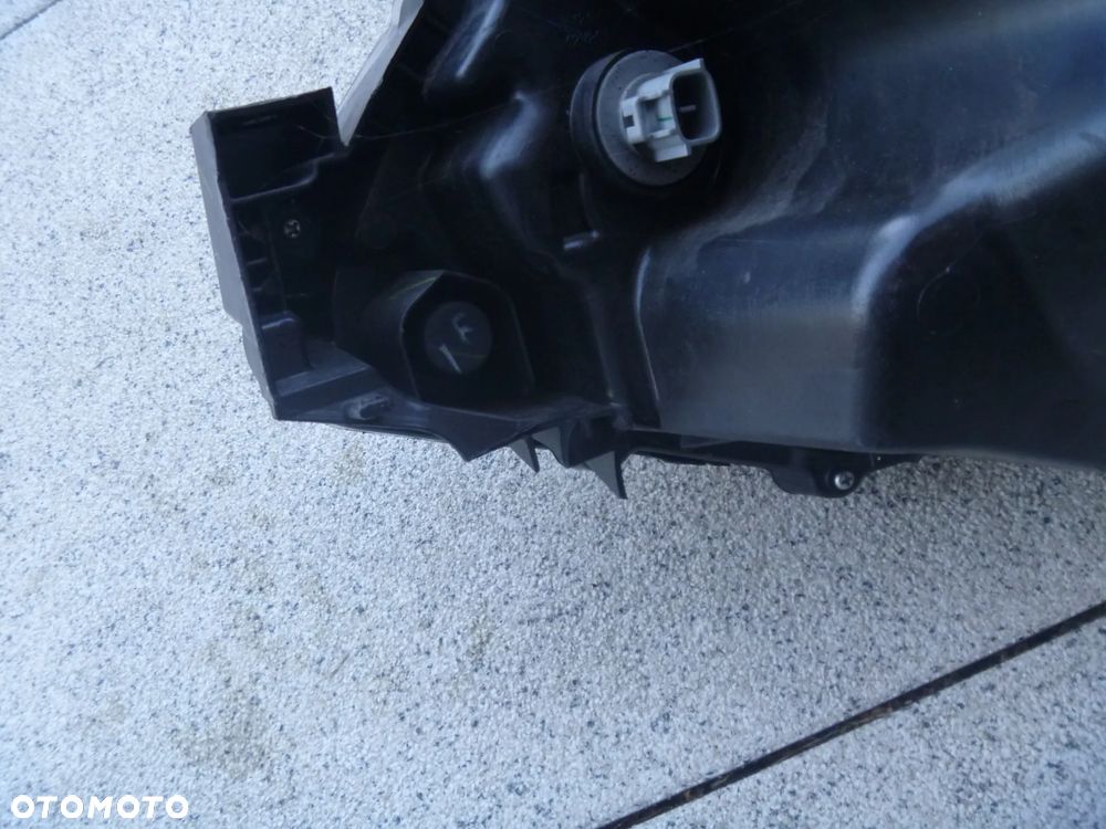 NISSAN MICRA K13 LIFT 2013 LAMPA PRAWA ORYGINAŁ EUROPA - 4