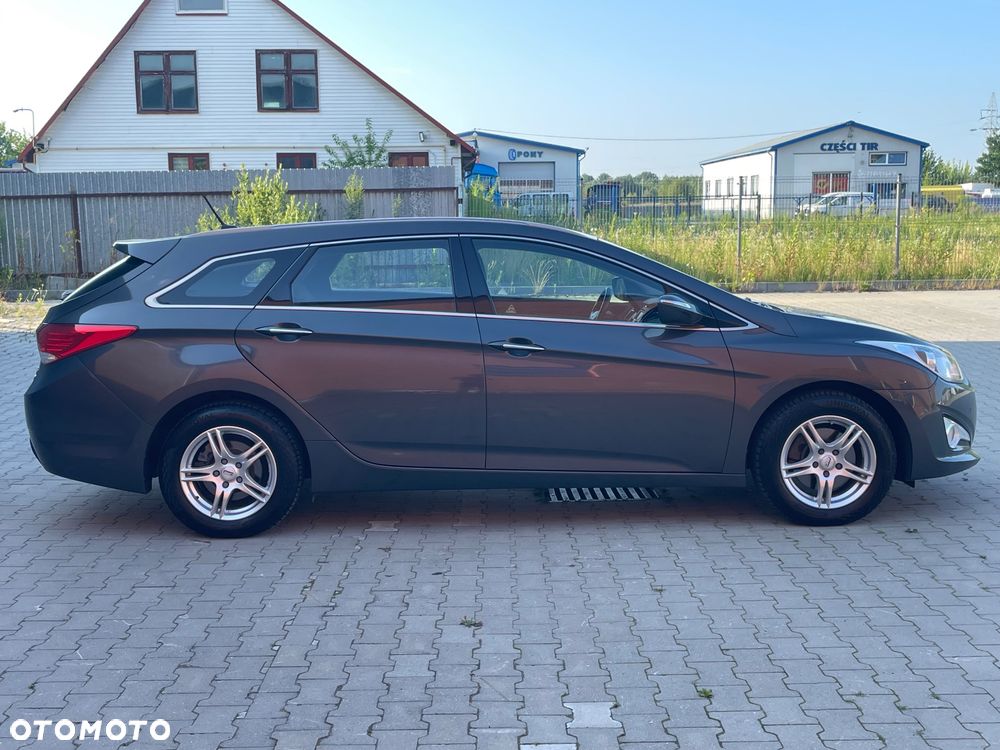 Hyundai i40 1.7 CRDi Comfort + - 30