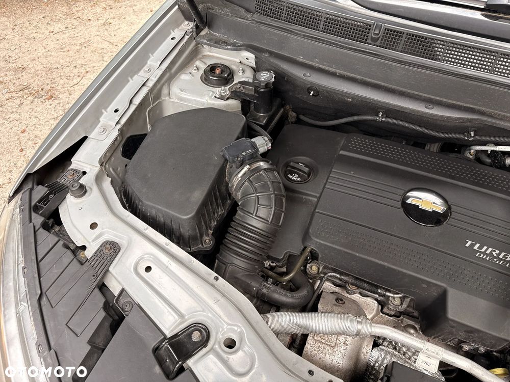 Chevrolet Captiva 2.2 2WD LS - 23