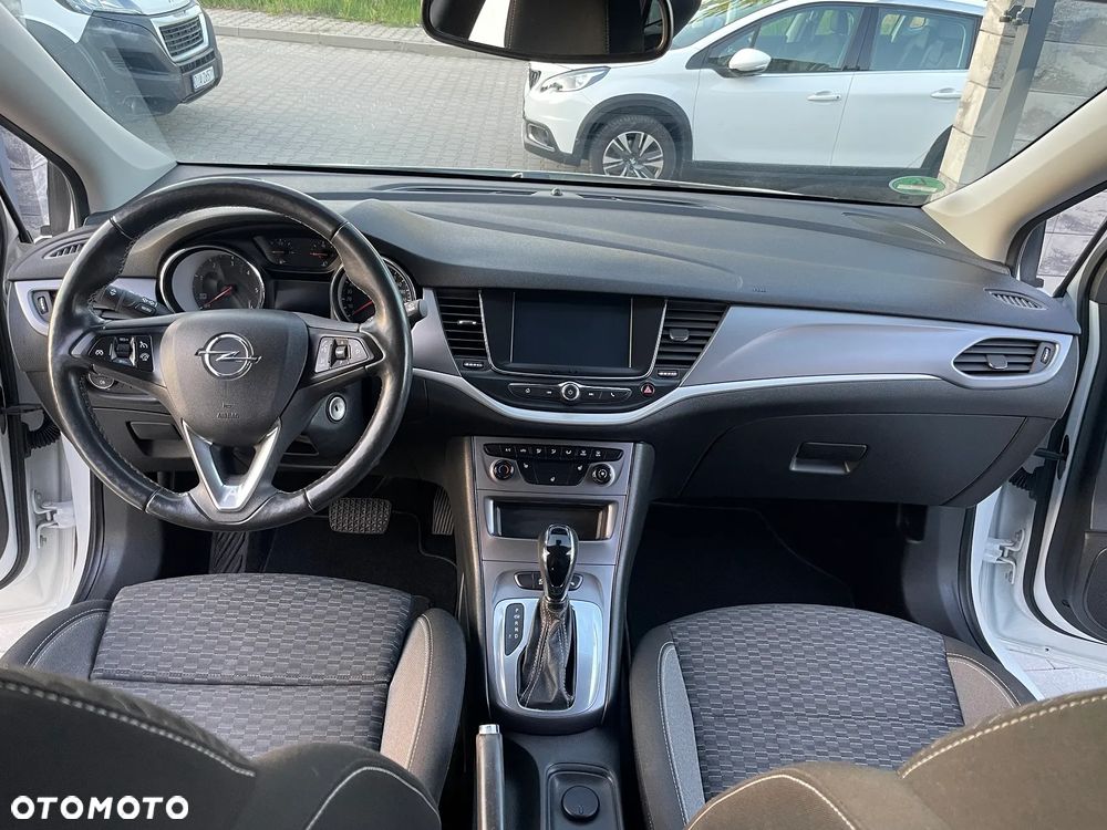 Opel Astra 1.5 D Start/Stop Automatik 2020 - 16