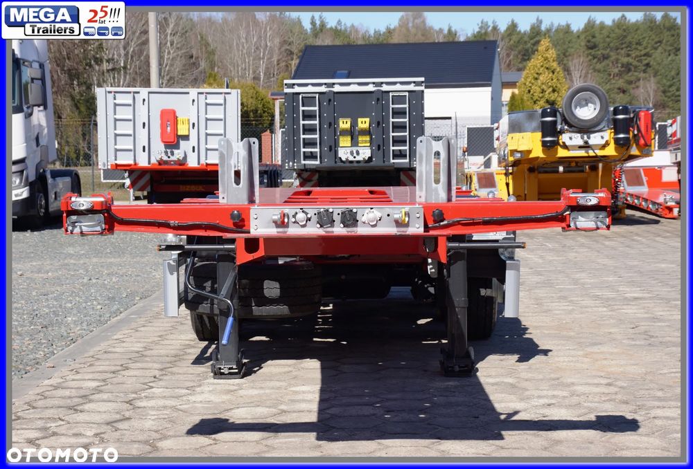 Mega Kontenerowa TELESCOPIC 45 Ft-HC, FULL ADR EX3!!! - 18